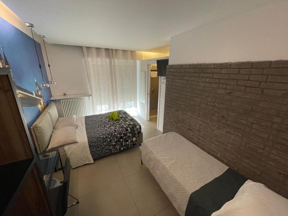Smile Accomodation Sarre Bagian luar foto