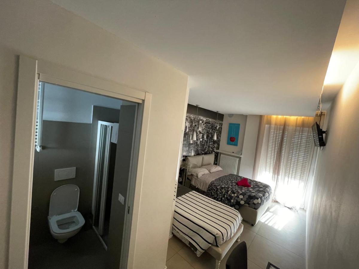 Smile Accomodation Sarre Bagian luar foto
